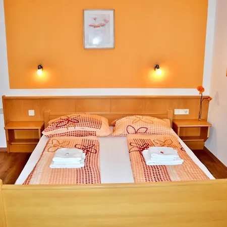 Astoria * أوبيراو