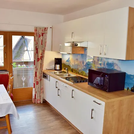 Astoria أوبيراو