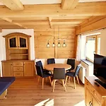 Astoria Oberau