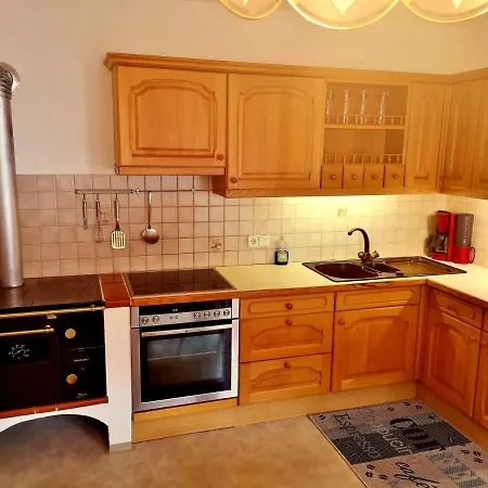 Astoria アパート