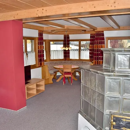 Astoria アパート *