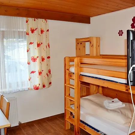 Astoria オーバーアウ